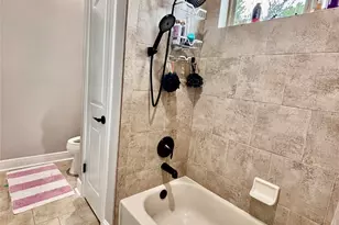 13510 Cascade Caverns Ct, Houston, TX 77044 - Photo 32