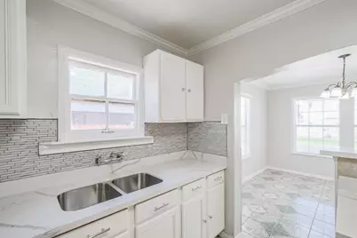 5610 Eskridge Street, Houston, TX 77023 - Photo 14