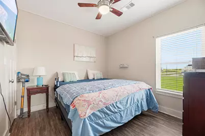 110 S Verdia Drive, Crystal Beach, TX 77650 - Photo 10