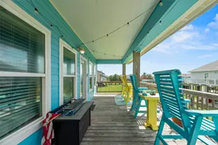 110 S Verdia Dr, Crystal Beach, TX 77650 - Photo 14