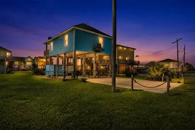 110 S Verdia Drive, Crystal Beach, TX 77650 - Photo 20