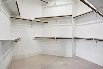 10 Windsor Court, Houston, TX 77055 - Photo 18