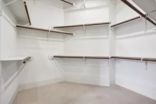 10 Windsor Ct, Houston, TX 77055 - Photo 18