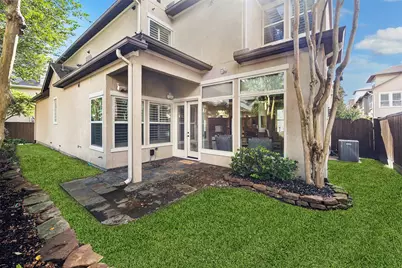 10 Windsor Court, Houston, TX 77055 - Photo 34
