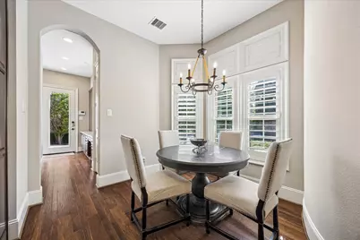 10 Windsor Court, Houston, TX 77055 - Photo 10