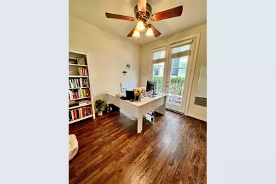 3255 Maxroy Street, Houston, TX 77008 - Photo 4