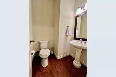 3255 Maxroy Street, Houston, TX 77008 - Photo 14