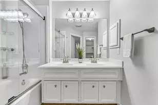 1720 Bevis St, Houston, TX 77008 - Photo 30