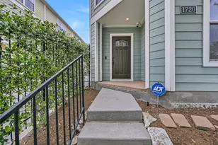 1720 Bevis St, Houston, TX 77008 - Photo 8