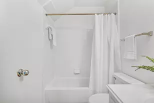 1720 Bevis St, Houston, TX 77008 - Photo 14