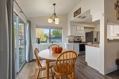 3113 Larkspur Circle, Bryan, TX 77845 - Photo 6