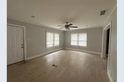 617 N Trinity St, Gilmer, TX 75644 - Photo 4