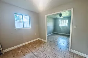 12211 Wessex Dr, Houston, TX 77089 - Photo 16