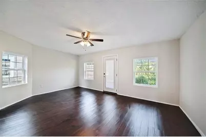 6526 Westview Drive, Houston, TX 77055 - Photo 8