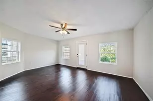 6526 Westview Dr, Houston, TX 77055 - Photo 8