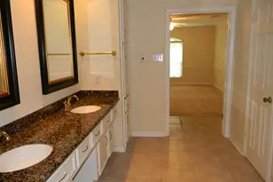 2502 Stephens Grant Dr, Sugar Land, TX 77479 - Photo 16
