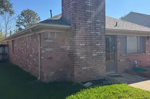 3010 Mesquite Dr, Sugar Land, TX 77479 - Photo 2