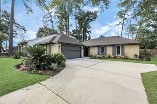 17403 Glenhew Rd, Humble, TX 77396 - Photo 2