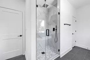 2581 Paul Quinn St, Houston, TX 77091 - Photo 18