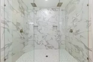 13 Caravelle Ct, Galveston, TX 77554 - Photo 18