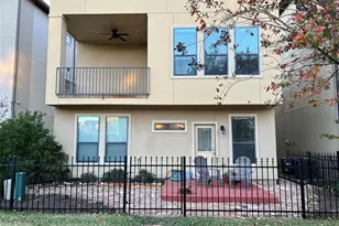 2814 King's Retreat Cir, Houston, TX 77345 - Photo 2