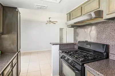 4238 Fallen Oaks Drive, Houston, TX 77091 - Photo 12