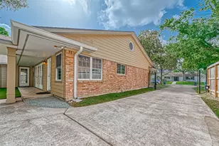 3710 Linkview Dr, Houston, TX 77025 - Photo 44