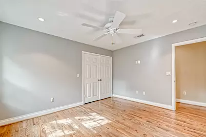 3710 Linkview Drive, Houston, TX 77025 - Photo 32