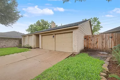 16355 La Luna Drive, Houston, TX 77083 - Photo 4