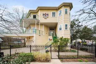 3201 White Oak Dr, Houston, TX 77007 - Photo 1