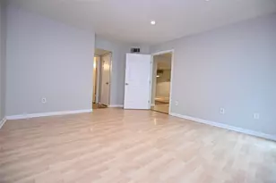 8423 Hearth Dr, Houston, TX 77054 - Photo 6