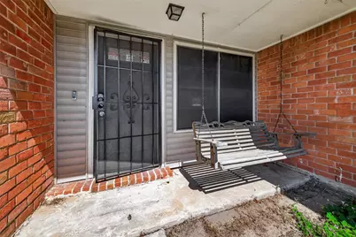 10135 Shell Rock Road, La Porte, TX 77571 - Photo 2