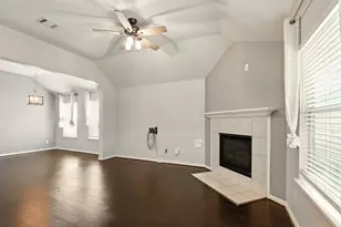303 Burris Park Dr, Spring, TX 77373 - Photo 10