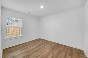 30903 Newcomb Lndg Ln, Waller, TX 77484 - Photo 20