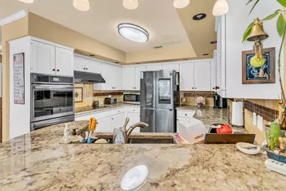 2411 Blue Willow Drive, Houston, TX 77042 - Photo 14