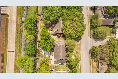 2411 Blue Willow Drive, Houston, TX 77042 - Photo 30