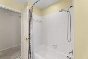 14 Sterling Ct, Sugar Land, TX 77479 - Photo 36