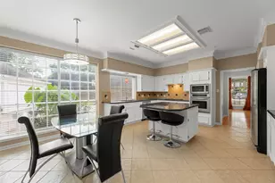 14 Sterling Ct, Sugar Land, TX 77479 - Photo 6
