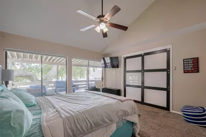 182 April Point Drive N, Conroe, TX 77356 - Photo 12