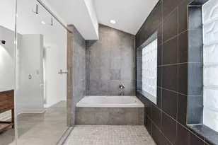 931 Alexander St, Houston, TX 77008 - Photo 30