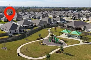 805 Allana Ln, Alvin, TX 77511 - Photo 8