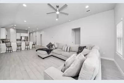 10915 W Fall Fern Circle, Houston, TX 77044 - Photo 20