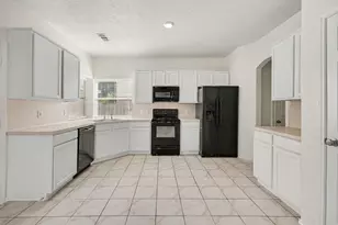 2218 Laurel Oaks Dr, Houston, TX 77014 - Photo 10