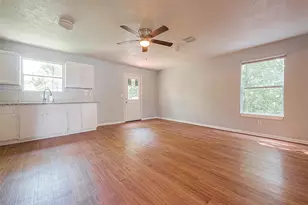 4810 Carmen St, Houston, TX 77033 - Photo 1
