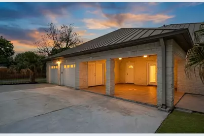404 Moss Street, Houston, TX 77009 - Photo 38