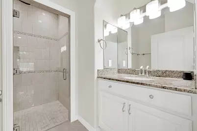 404 Moss Street, Houston, TX 77009 - Photo 24