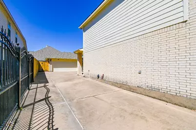 16602 Blue Vista Drive, Houston, TX 77095 - Photo 46