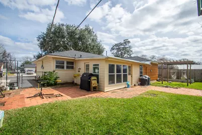 204 S Mattson Street, West Columbia, TX 77486 - Photo 28