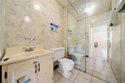 5639 Overdale Street, Houston, TX 77033 - Photo 8