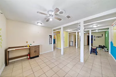 5639 Overdale Street, Houston, TX 77033 - Photo 6